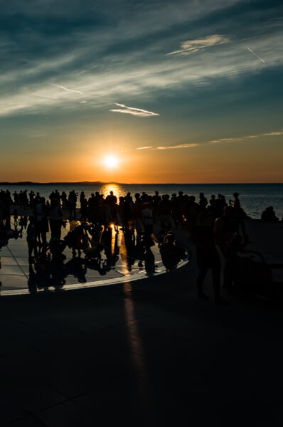 Zadar psychedelic sunsets Zara Saluto al sole