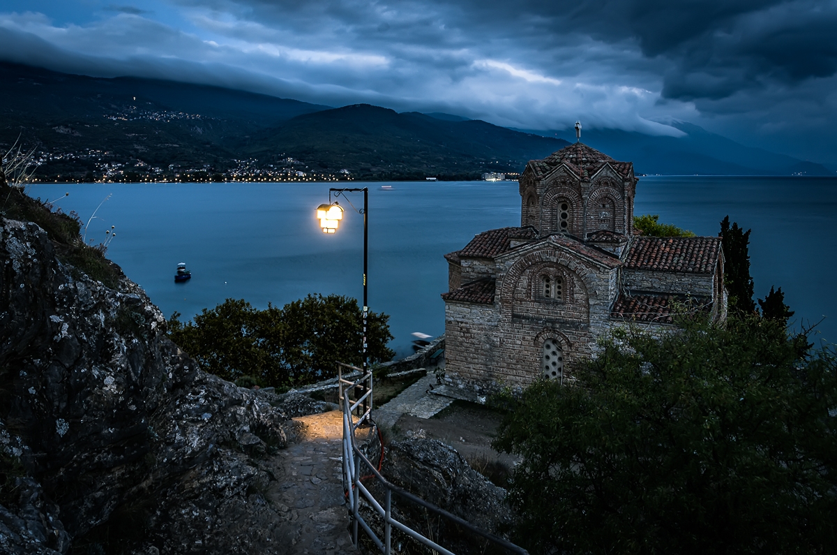 Ocrida, perla di lago - San Giovanni a Kaneo al crepuscolo