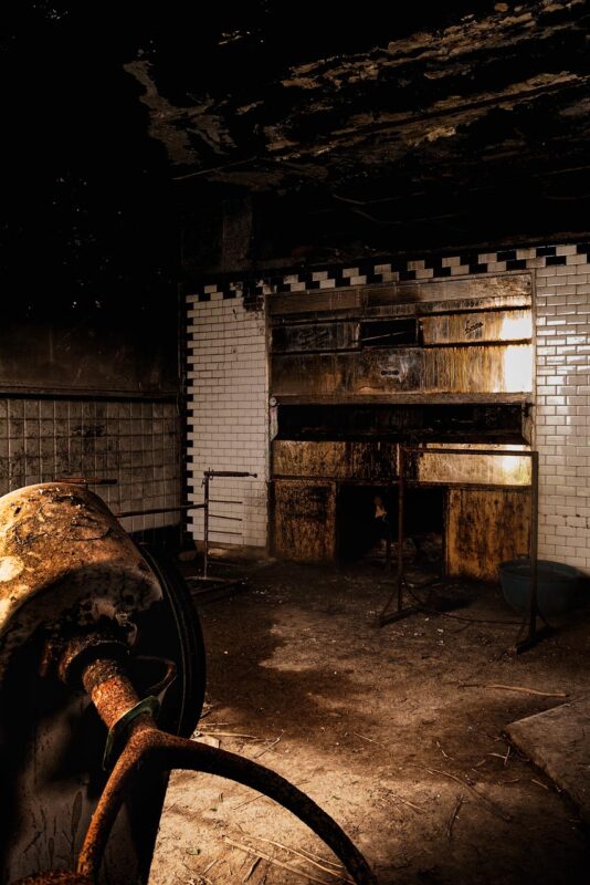 Apice ghost town nostrana. Il forno