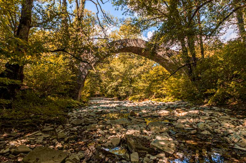 Zagorohoria: peaks and bridges