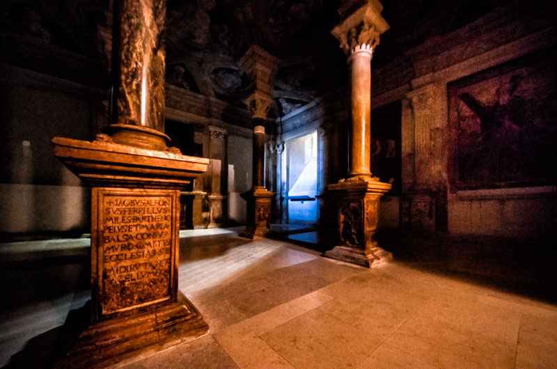 Acerenza, Interno della cripta della cattedrale